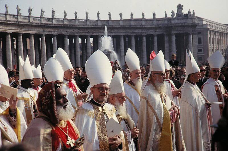 Eröffnung des Zweiten Vatikanischen Konzils - Bild: Peter Geymayer [Public domain]